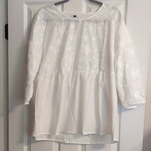 Chic White Floral Women's Blouse
